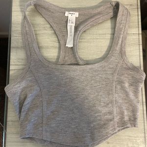📣3 for $12!📣 
Forever 21 gray crop top